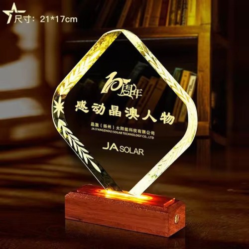LED Trophies High Quality Crystal Glass Trophy Custom Logo Glass Awards with LED